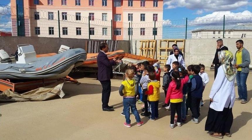 Minik &Ouml;ğrenciler Afad&rsquo;ı Ziyaret Etti