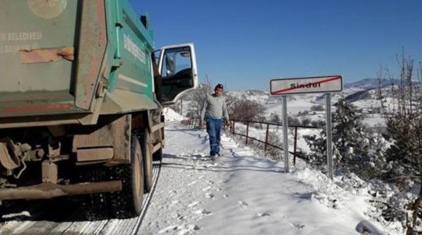 B&uuml;y&uuml;kşehir Karla M&uuml;cadele Ediyor