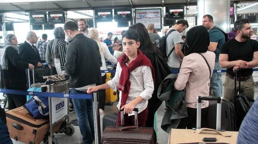 T&uuml;rkler Kuzey Irak&rsquo;tan D&ouml;n&uuml;yor