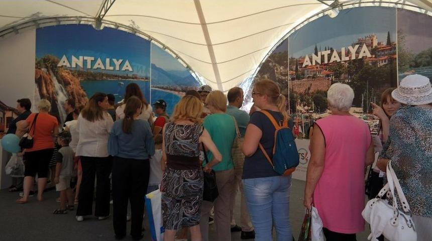 Moskova&rsquo;da T&uuml;rk Festivali Başladı