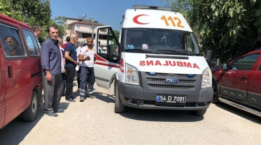 Cenaze Sahipleri İle Gurbet&ccedil;i Arasında Kavga: 1 Yaralı