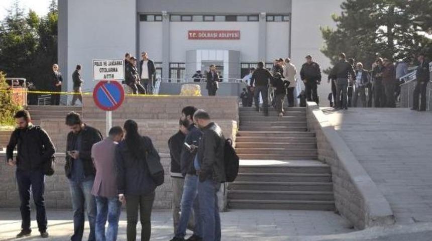 'aysel Tuğluk'un Annesinin Cenazesine Saldırı' Davası Başladı