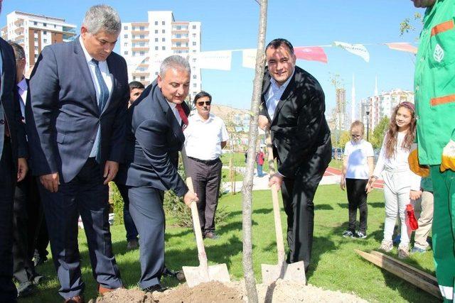 Hayrettin Karaca Adı Çankaya’da