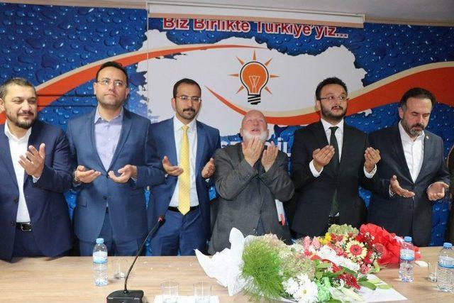 Ak Parti İl Başkanlığında Devir Teslim T&ouml;reni Yapıldı 1