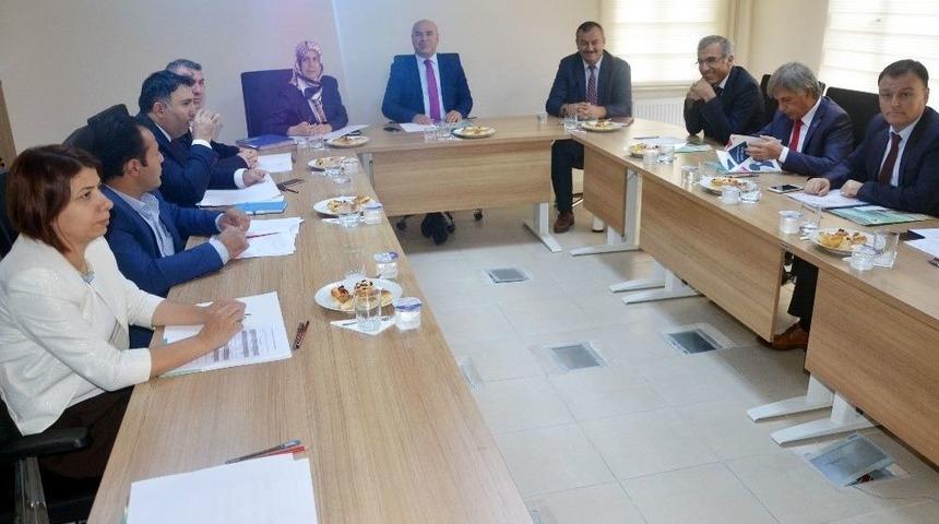 Otizmli Bireylere Destek Toplantısı D&uuml;zenlendi