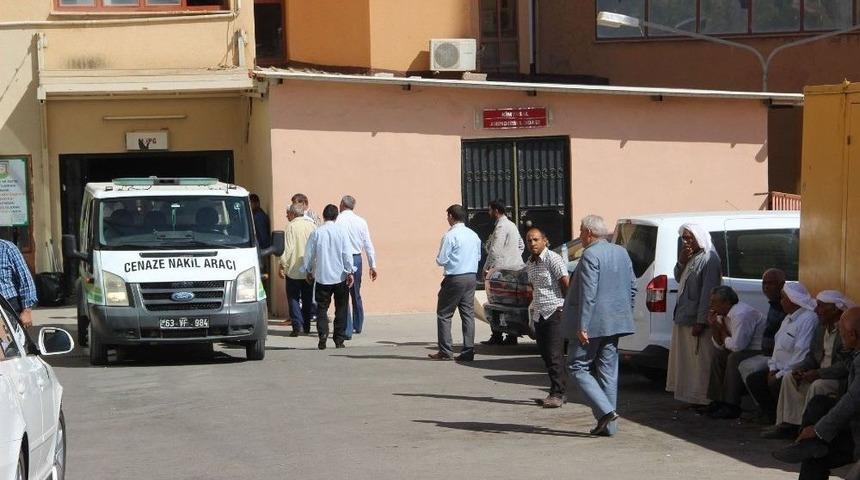 Aksaray&rsquo;daki Kazada &Ouml;len Baba Ve Oğlu Şanlıurfa&rsquo;da Defnedildi