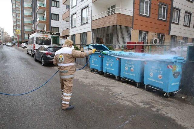 Haliliye’den Selahattin Eyyubi’de İlaçlama Ve Budama Çalışması