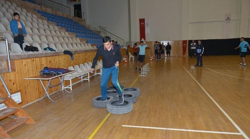 Pomem Sınavına Girecek Gen&ccedil;lere Kurs Desteği