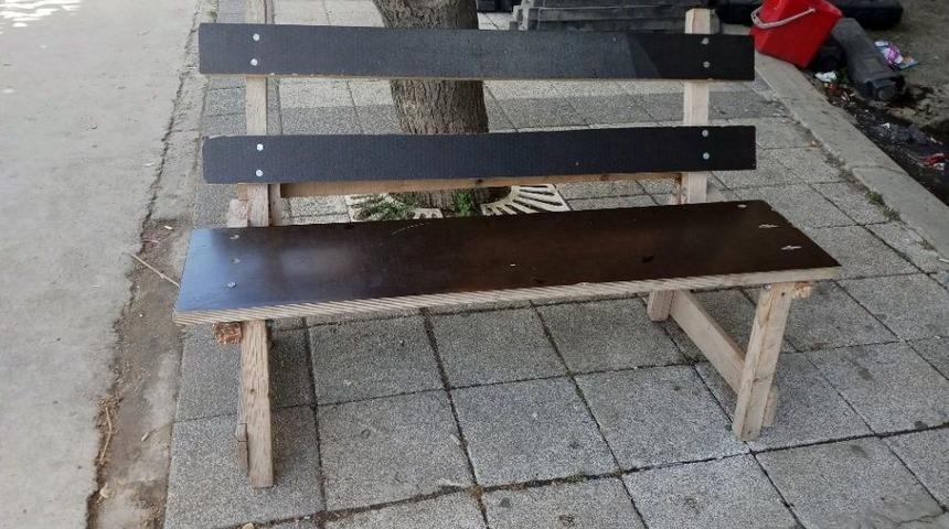 Hava Almak İ&ccedil;in Dışarı &Ccedil;ıkan 3 &Ccedil;ocuk Annesi Kadın Kurşunların Hedefi Oldu