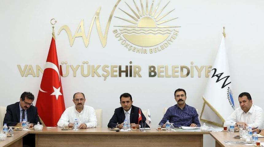Van’da "urartu Gelişim Koridoru Projesi" Toplantısı