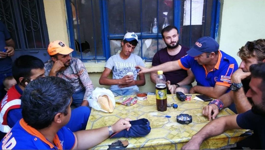 Koyununu Kaybeden K&uuml;&ccedil;&uuml;k &Ccedil;oban Dağa Ka&ccedil;tı