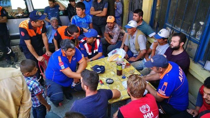Koyununu Kaybeden Küçük Çoban Dağa Kaçtı G1