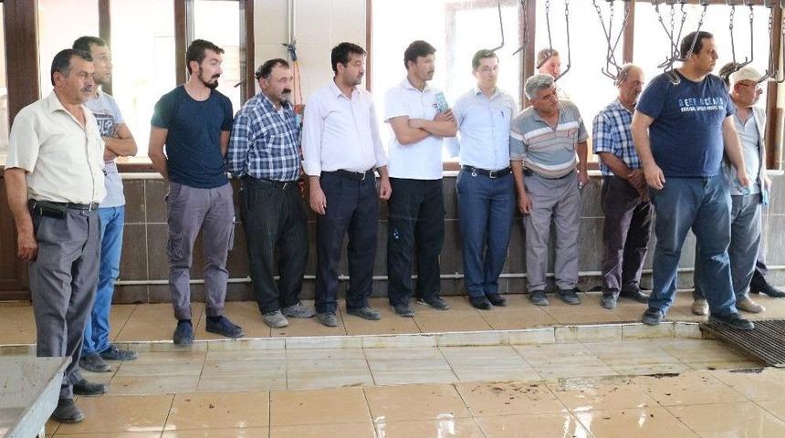 Serinhisar’da 13 Kişiye Kurban Kesim Kursu Verildi