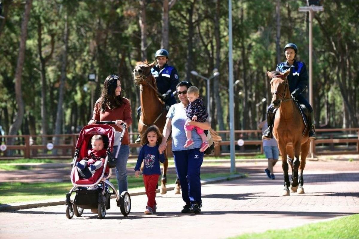 Antalya&rsquo;da &lsquo;atlı Zabıta Birimi&rsquo; G&ouml;reve Başlıyor