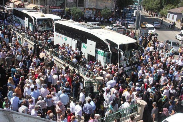 Bingöl’de 187 Kişilik Hac Kafilesi Dualarla Uğurlandı