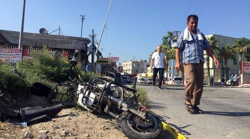 Mersin&rsquo;de 1 Kişinin &Ouml;ld&uuml;ğ&uuml;, 1 Kişinin De Yaralandığı Tren Kazası Kamerada