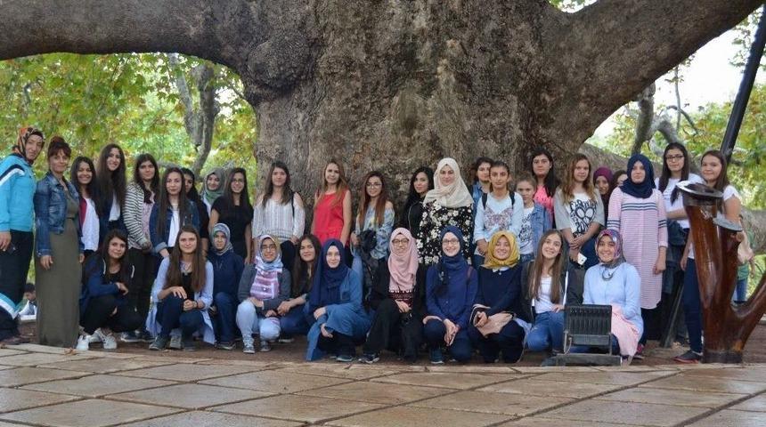 Afyonkarahisar Gençlik Merkezi Üyeleri Bursa’ya Gezi Düzenledi