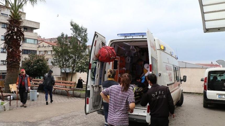 T&uuml;feğin &Uuml;zerine D&uuml;şen Gen&ccedil; Yaralandı