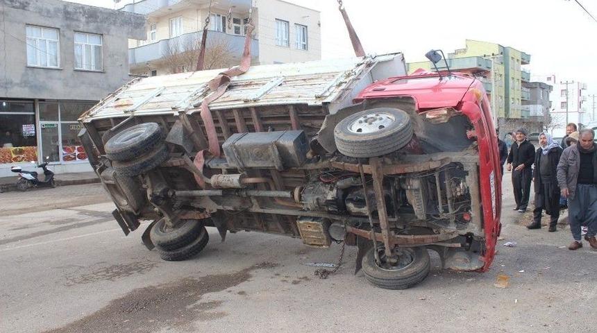 Aynı Kavşakta Bir Haftada İkinci Kaza