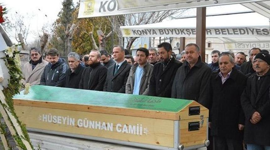 Atiker Konyaspor - Trabzonspor Ma&ccedil;ında Fenalaşarak Vefat Eden Taraftar Defnedildi