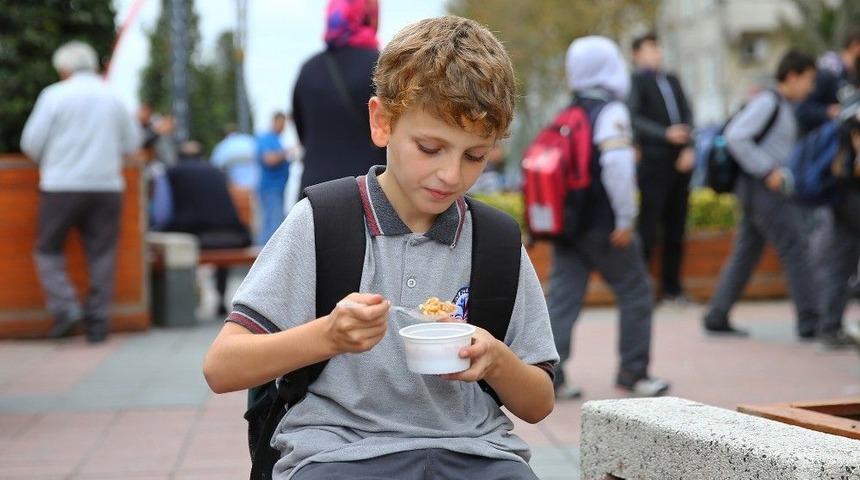 Sultangazi Aşureye Doydu