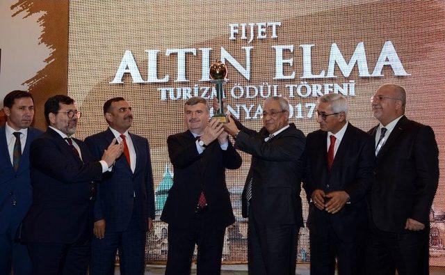 Turizmin Oscar’ı “fijet Altın Elma” Ödülü Konya’nın