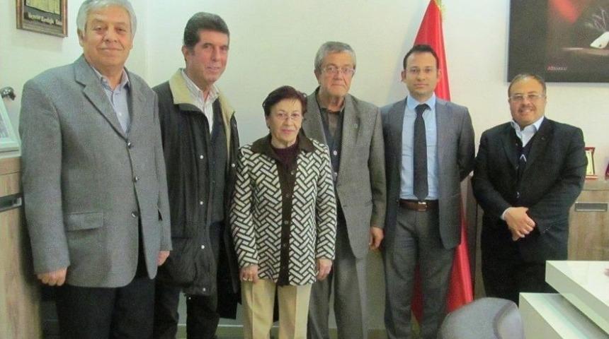 Ayvalık Atakad-der&rsquo;den Başsavcı, Garnizon Komutanı Ve Milli Eğitim M&uuml;d&uuml;r&uuml;ne Anlamlı Ziyaret