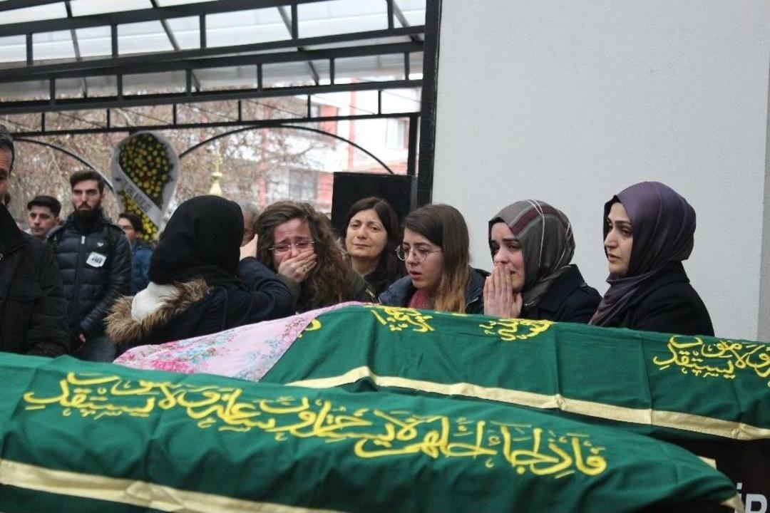 İkizler Son Yolculuklarına Uğurlandı