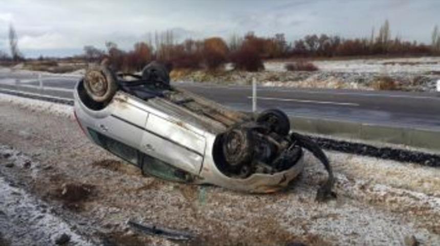 Konya&rsquo;da Otomobil Takla Attı: 4 Yaralı