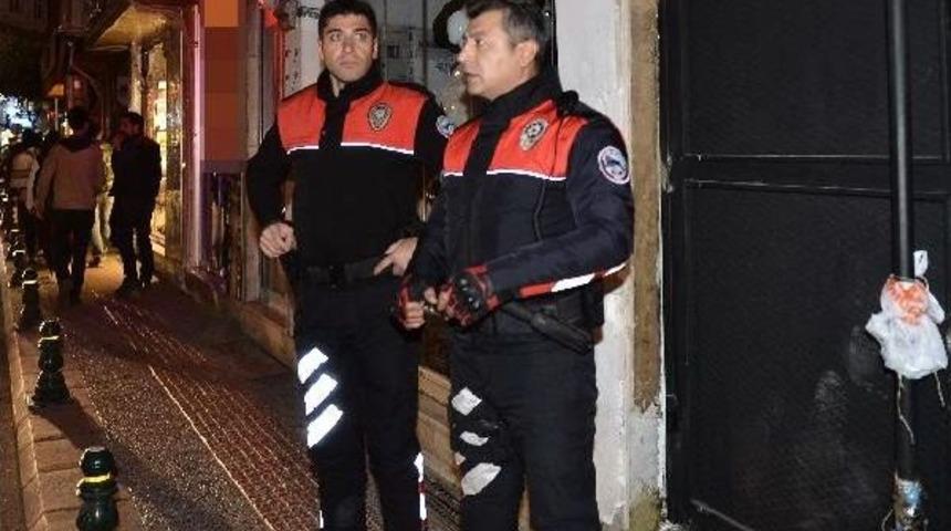 Kumardan M&uuml;h&uuml;rlenen Dernek Lokaline Kumar Baskını