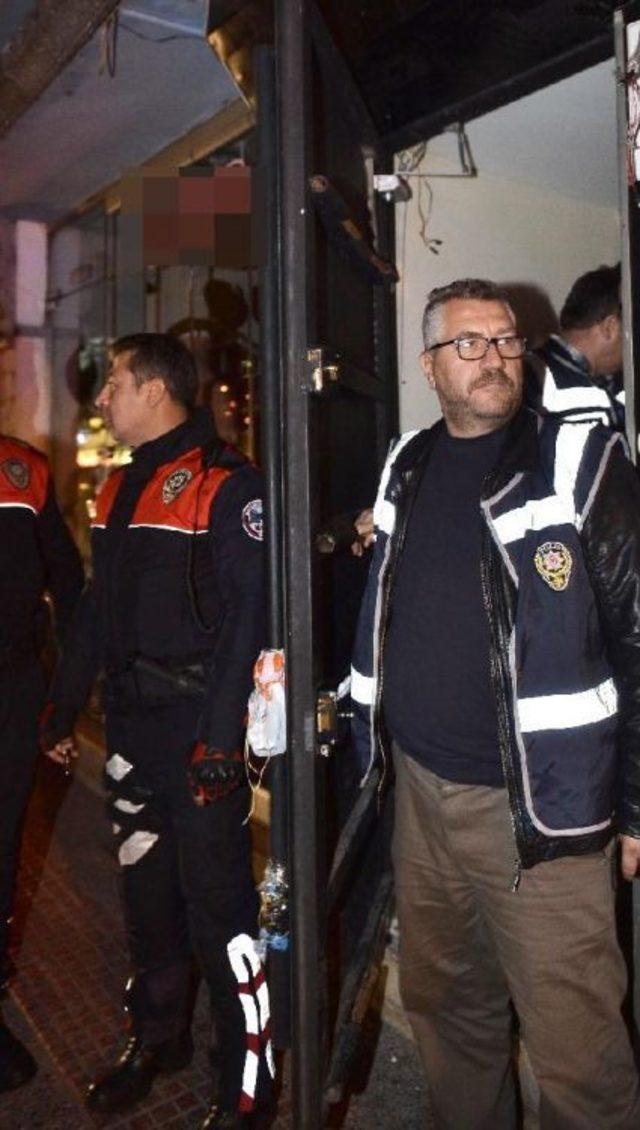 Kumardan M&uuml;h&uuml;rlenen Dernek Lokaline Kumar Baskını 1