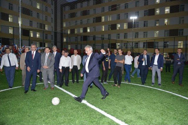 Kyk’da Kalan Öğrencilere Aşure İkram Edildi