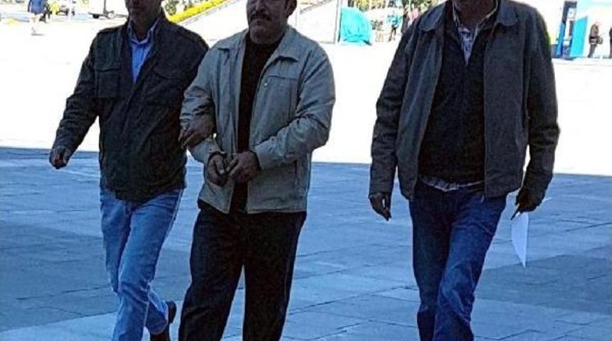 Cinayet Zanlısı, Saklandığı Iş Yerinde Yakalandı