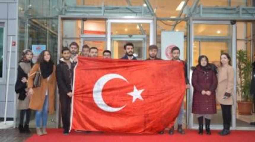 &Uuml;niversite &Ouml;ğrencilerinden Afrin Harek&acirc;tı&rsquo;na Destek