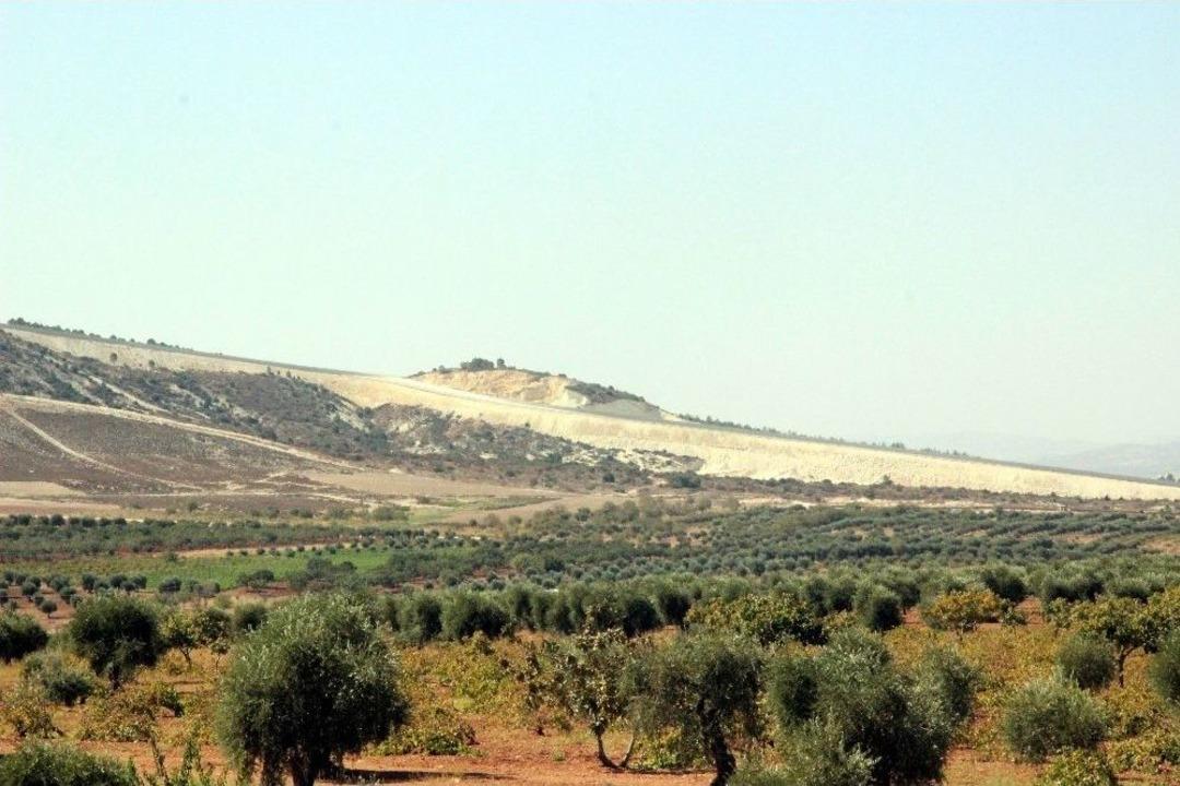 Suriye Sınırında 688 Kilometrelik Duvarın &Ouml;r&uuml;lmesi Tamamlandı