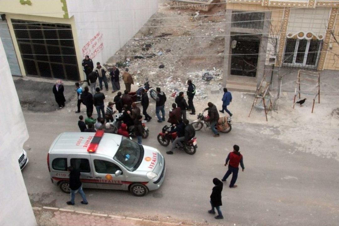 Kilis&rsquo;te Polis Evi Ve Valilik Konağı Yakınına 2 Roket D&uuml;şt&uuml;