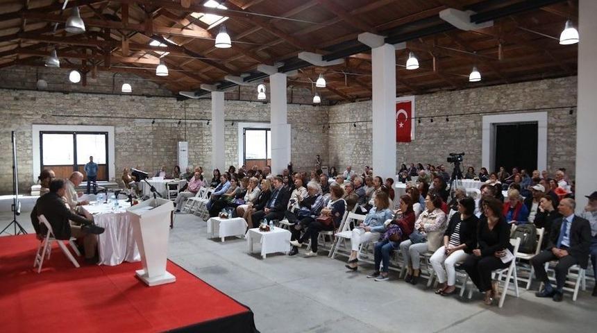 Urla&rsquo;da Felsefe G&uuml;nleri Başladı