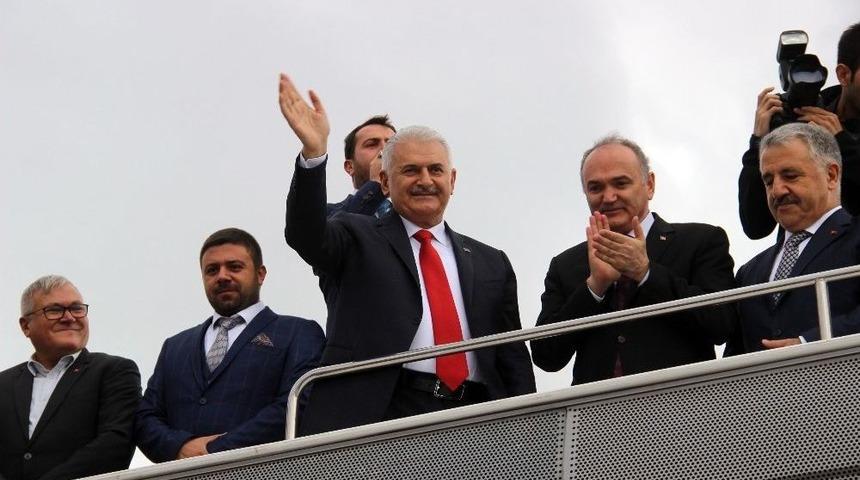 Başbakan Yıldırım: "ezine&rsquo;ye Organize Sanayi Kuruyoruz Ama Nasıl Organize Sanayi? Gıda Organize Sanayi"