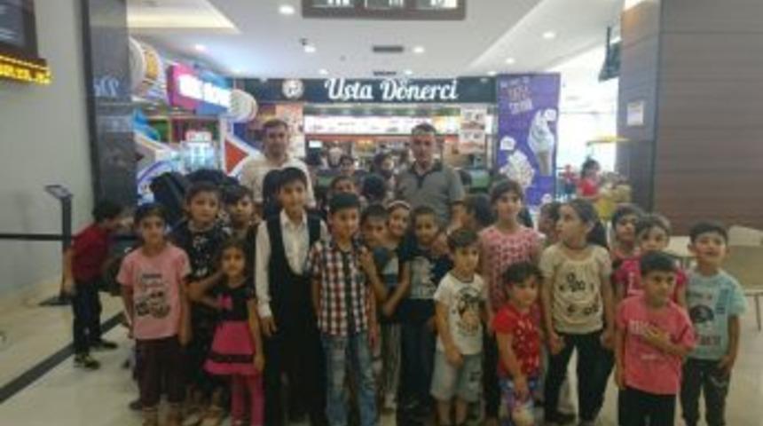 &Uuml;lk&uuml;c&uuml;lerden &Ccedil;ocuklara Sinema Keyfi