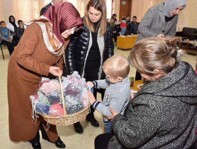 El Emekleri Sahiplerine Ulaştı