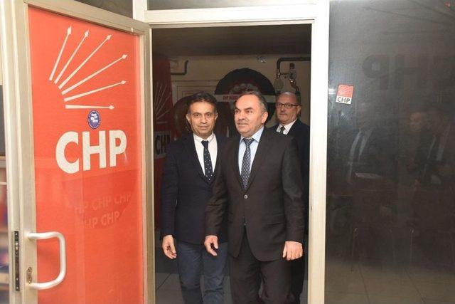 Başkan Ay Chp Teşkilatını Ziyaret Etti