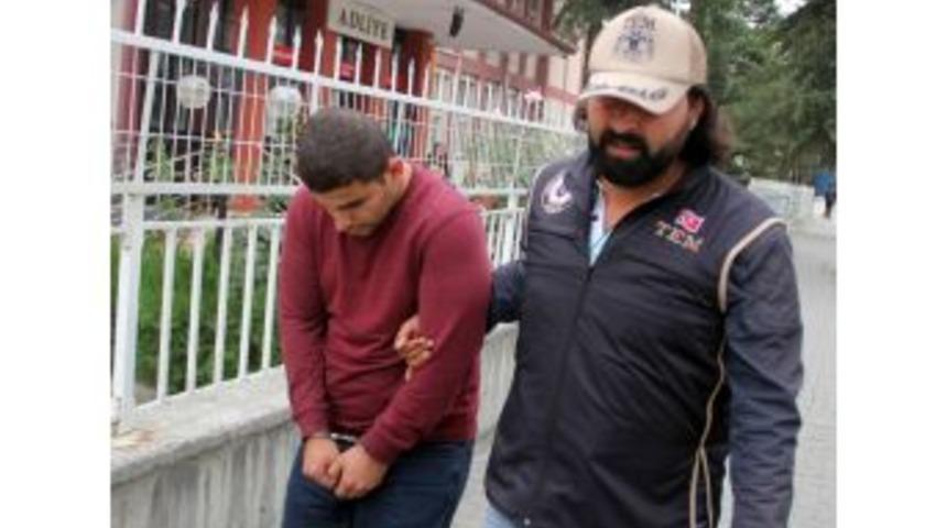 Fet&ouml; Ş&uuml;phelisi Asker Tutuklandı