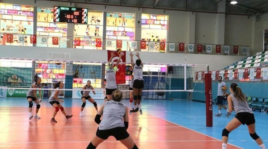 Manisa&rsquo;nın Sultanları Sahaya İniyor