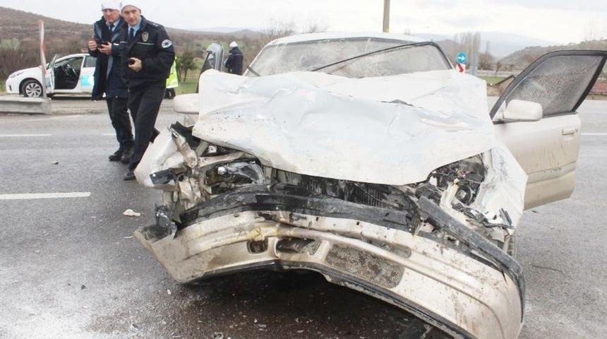Tavşanlı Trafik Kazası 4 Yaralı