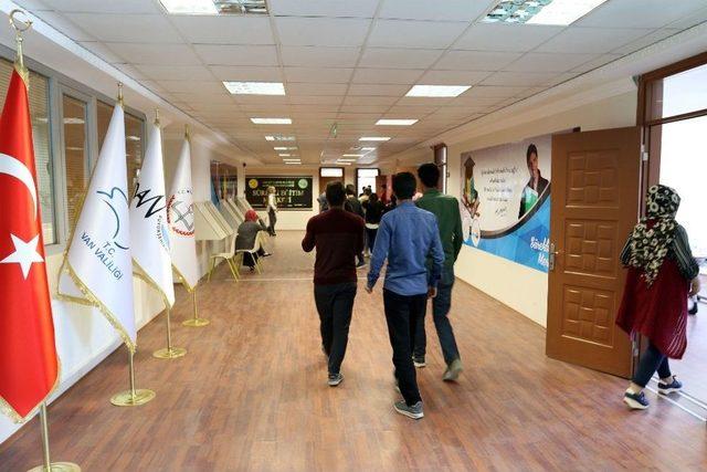 Van B&uuml;y&uuml;kşehir&rsquo;den Eğitime &lsquo;s&uuml;rekli&rsquo; Destek 2