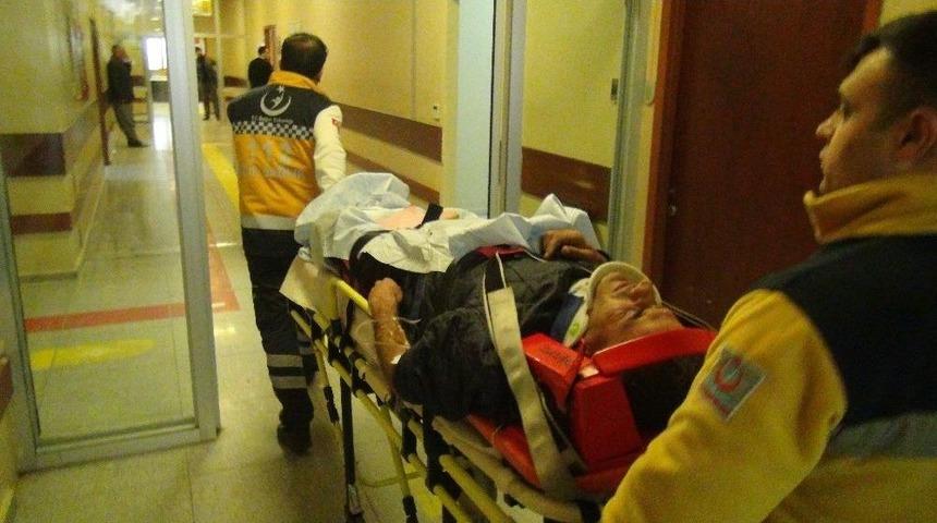 Sulama Kanalına D&uuml;şen İş&ccedil;i Yaralandı