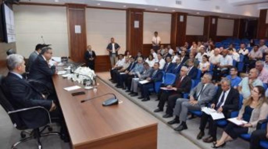 Vali Su, Mezitli&rsquo;deki Muhtarlarla Bir Araya Geldi