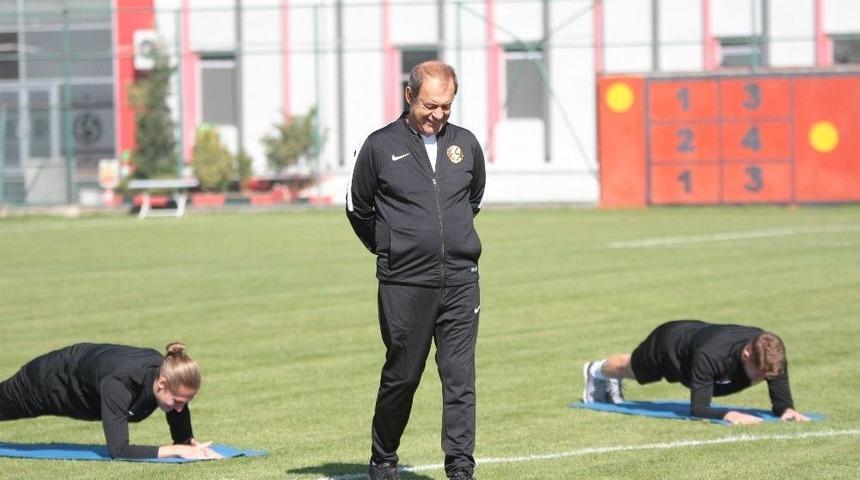 Eskişehirspor Dayanıklılık Ve Kuvvet &Ccedil;alıştı