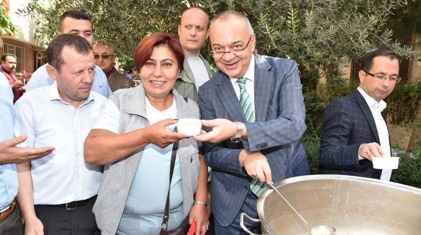 Başkan Erg&uuml;n Cami Hayrına Katıldı