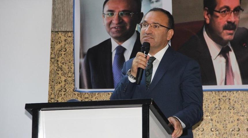Bozdağ: "merkel&rsquo;e G&ouml;mlek Bağlayarak İktidar Olunmaz"
